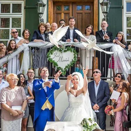 Jagdschloss Moenchbruch Hotel