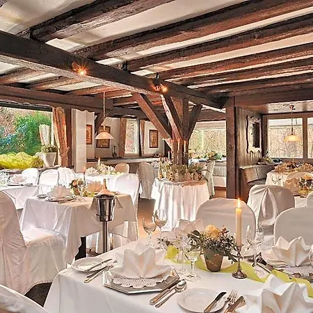 Jagdschloss Moenchbruch Hotel 3*