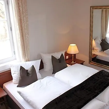 Jagdschloss Moenchbruch Hotel