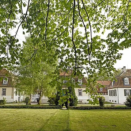 Jagdschloss Moenchbruch 3*