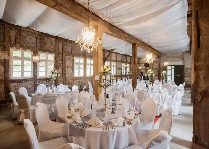 Jagdschloss Moenchbruch 3*