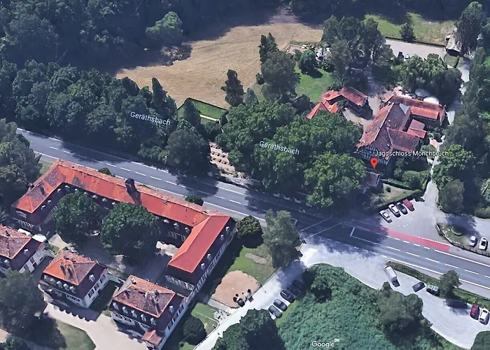 Jagdschloss Moenchbruch 3* 모르펠덴발도르프