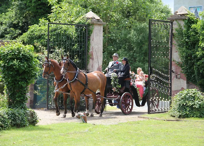 호텔 Jagdschloss Moenchbruch