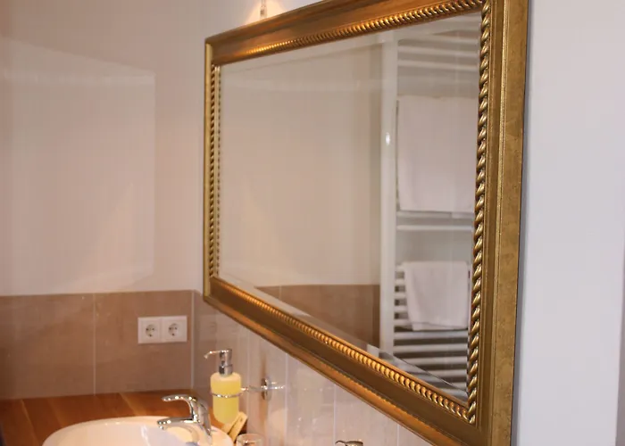 Jagdschloss Moenchbruch 3* 모르펠덴발도르프