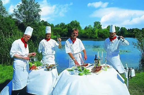 Jagdschloss Moenchbruch 3*